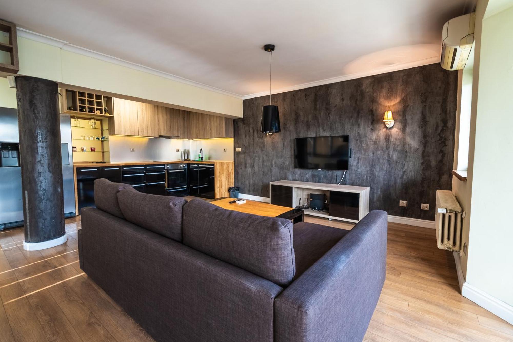 Apartment On The Top!